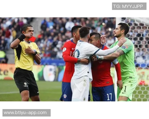 德甲焦点战尤文图斯与曼城握手言和乌龙球瞬间引发全场热议