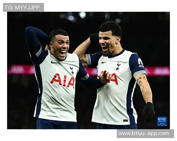 中超联赛热刺逆转曼联精彩瞬间回顾引发全场热烈反响