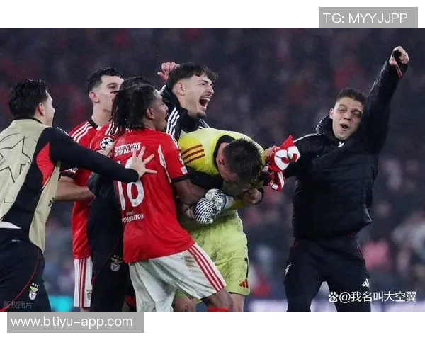 欧冠经典对决曼联与皇马激战成和帽子戏法引发全场狂欢