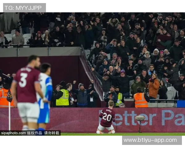 英超激战:拜仁狂胜热刺红牌事件引发全场热议与数据分析 英超激战:拜仁狂胜热刺红牌事件引发全场热议与数据分析